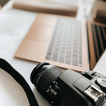 三八作伴今期开，二三不分朝前来是什么生肖，成语阐释实施策略